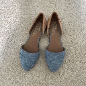TOMS Flats